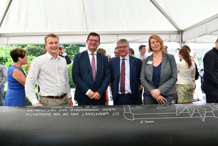 Janssen Pharmaceutica van start met het eerste industriële warmtenet van de vierde generatie in Vlaanderen. Janssen Pharmaceutica van start met het eerste industriële warmtenet van de vierde generatie in Vlaanderen.